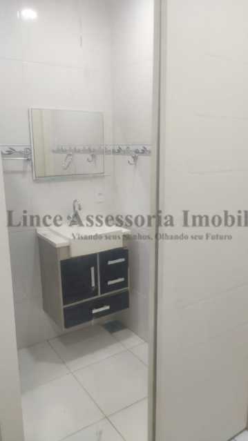 Apartamento à venda com 3 quartos, 120m² - Foto 17