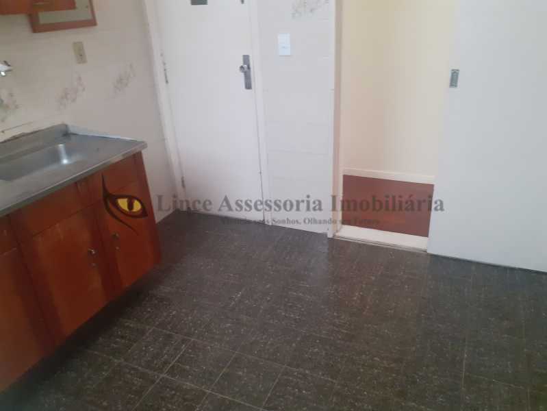 Apartamento à venda com 3 quartos, 95m² - Foto 16