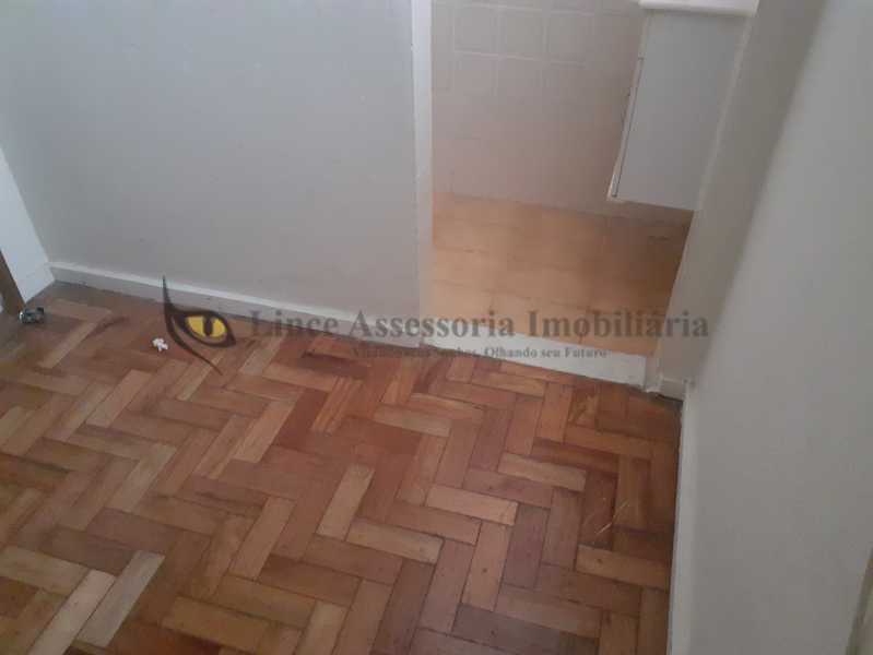 Apartamento à venda com 3 quartos, 95m² - Foto 10