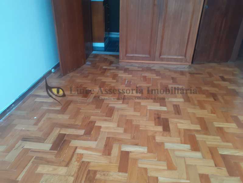 Apartamento à venda com 3 quartos, 95m² - Foto 5