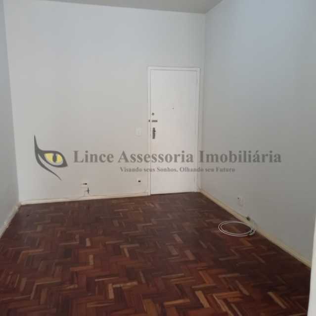 Apartamento à venda com 2 quartos, 55m² - Foto 8