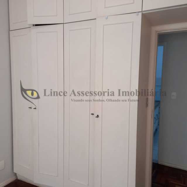 Apartamento à venda com 2 quartos, 55m² - Foto 11