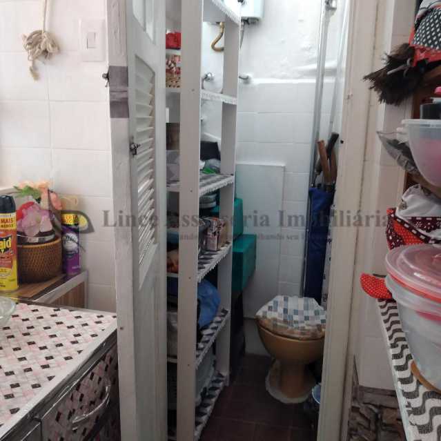 Apartamento à venda com 2 quartos, 57m² - Foto 14