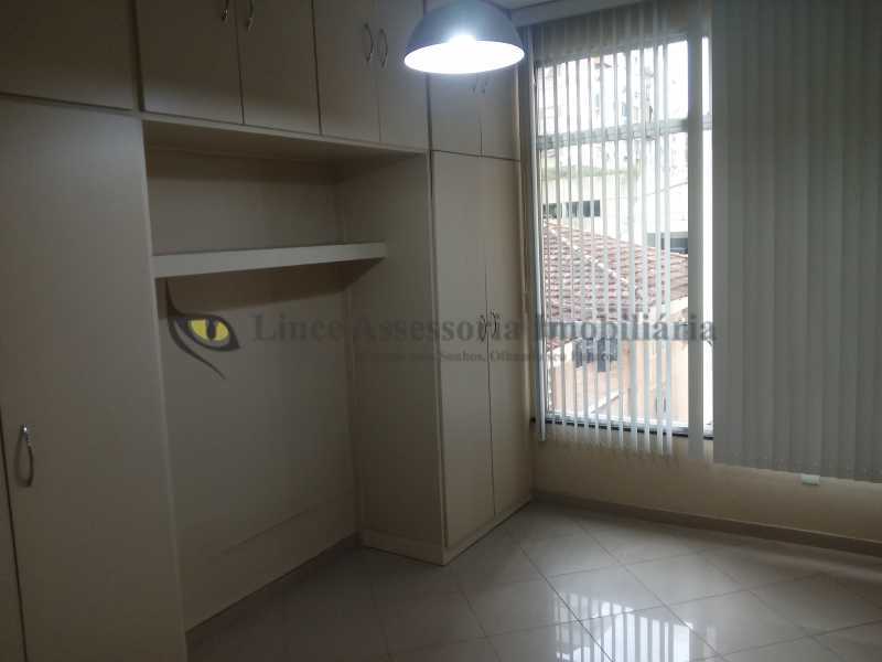 Apartamento à venda com 2 quartos, 55m² - Foto 11