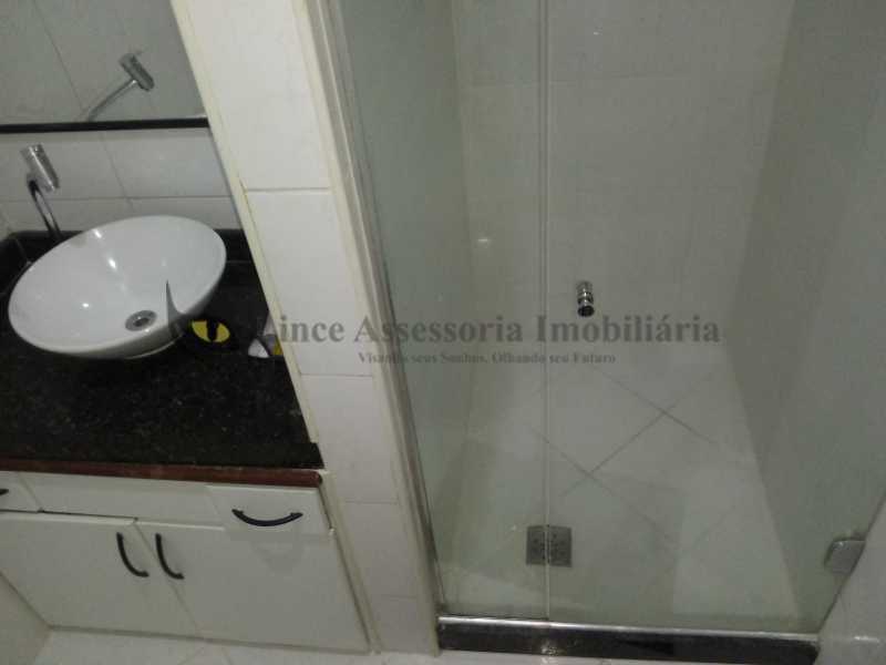 Apartamento à venda com 2 quartos, 55m² - Foto 19