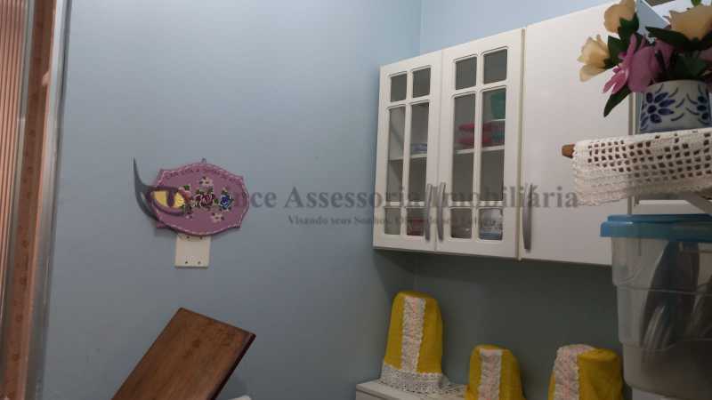 Apartamento à venda com 1 quarto, 55m² - Foto 11