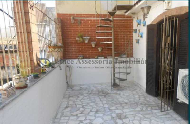 Casa à venda com 4 quartos, 67m² - Foto 23