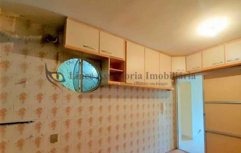 Apartamento à venda com 2 quartos, 60m² - Foto 17