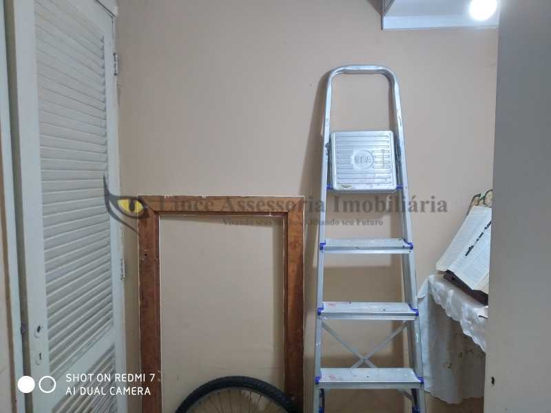 Apartamento à venda com 2 quartos, 72m² - Foto 17