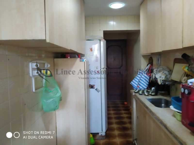 Apartamento à venda com 2 quartos, 72m² - Foto 22