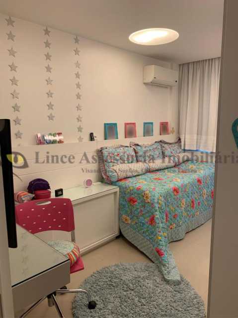 Apartamento à venda com 3 quartos, 96m² - Foto 17