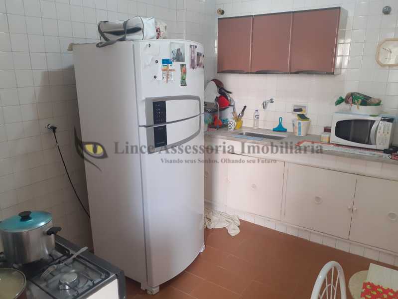 Apartamento à venda com 3 quartos, 94m² - Foto 23