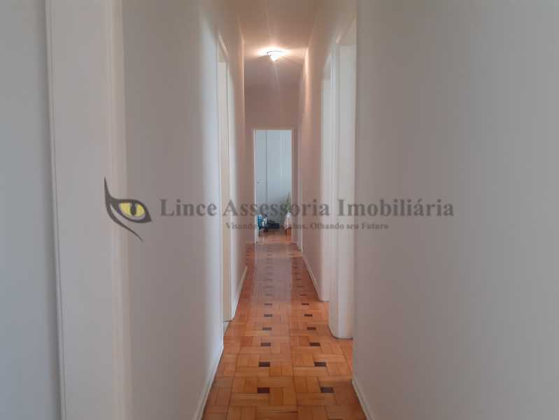 Apartamento à venda com 3 quartos, 94m² - Foto 8