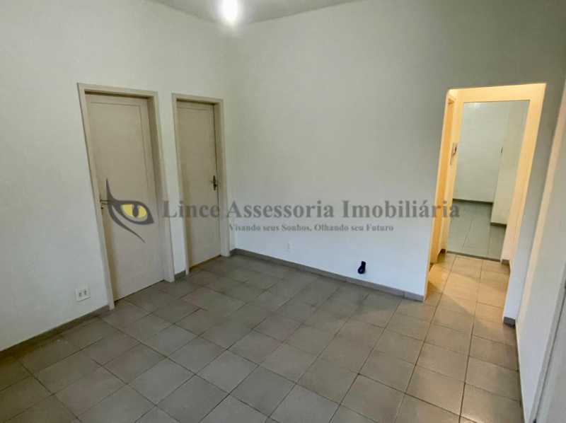 Apartamento à venda com 2 quartos, 55m² - Foto 2