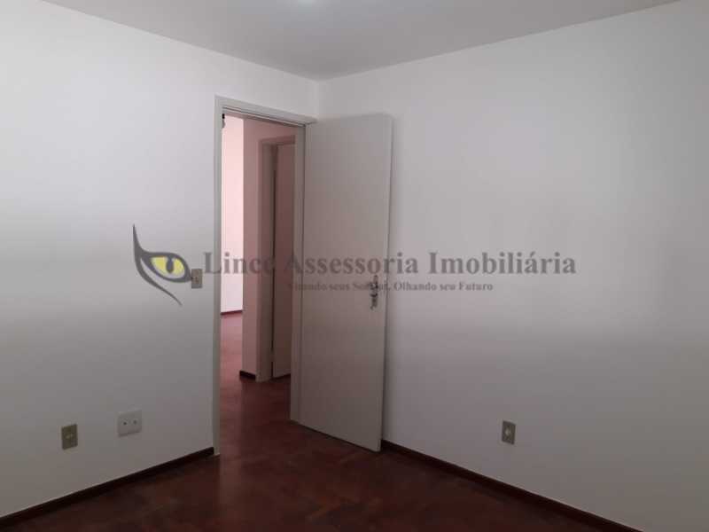 Apartamento à venda com 2 quartos, 106m² - Foto 7