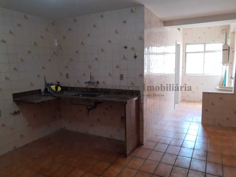 Apartamento à venda com 2 quartos, 106m² - Foto 13