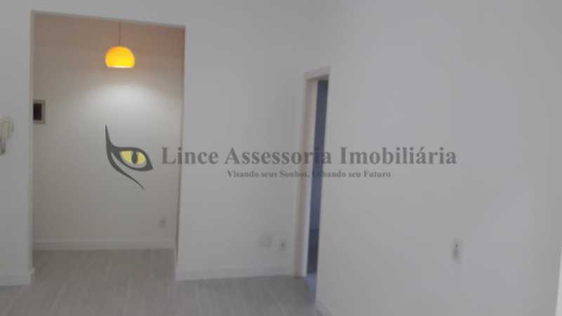 Apartamento à venda com 1 quarto, 46m² - Foto 4