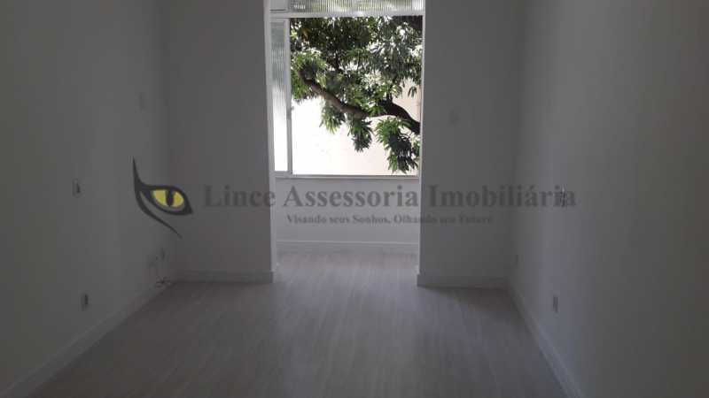 Apartamento à venda com 1 quarto, 46m² - Foto 21