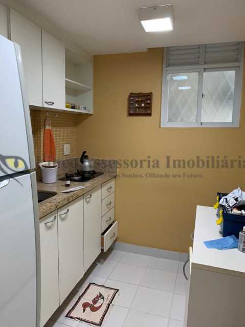 Apartamento à venda com 3 quartos, 140m² - Foto 18