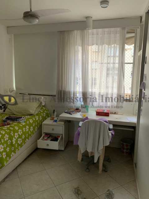 Apartamento à venda com 3 quartos, 140m² - Foto 13