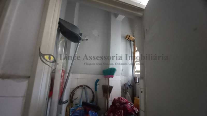 Apartamento à venda com 2 quartos, 60m² - Foto 21