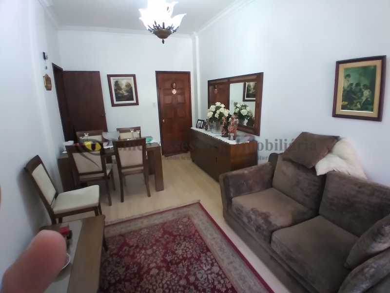 Apartamento à venda com 3 quartos, 73m² - Foto 1