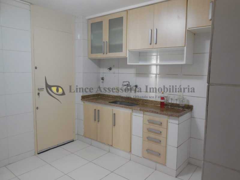 Apartamento à venda com 2 quartos, 84m² - Foto 18