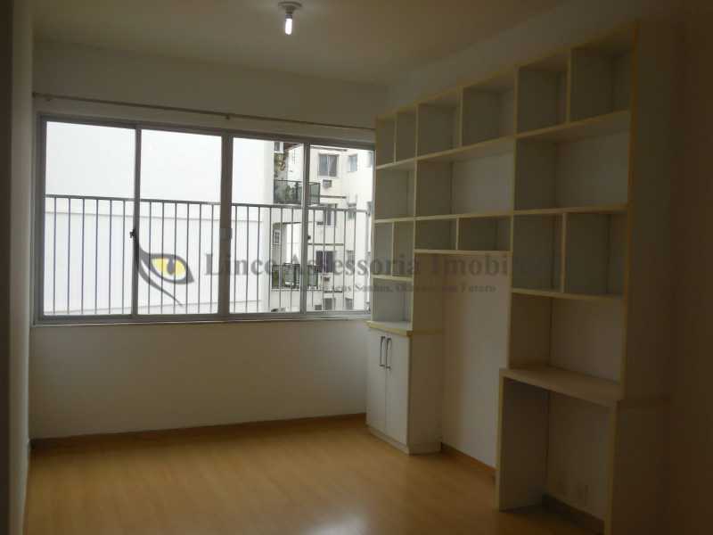 Apartamento à venda com 2 quartos, 84m² - Foto 5