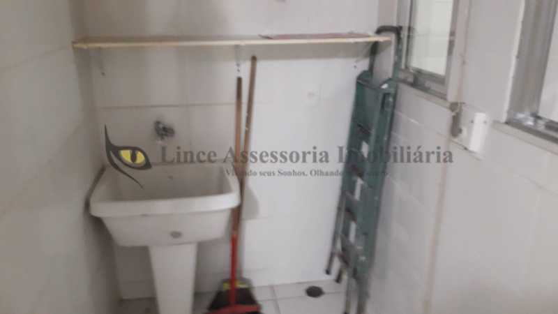 Apartamento à venda com 2 quartos, 84m² - Foto 27