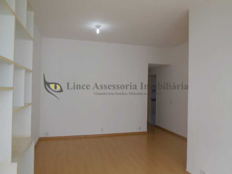 Apartamento à venda com 2 quartos, 84m² - Foto 10