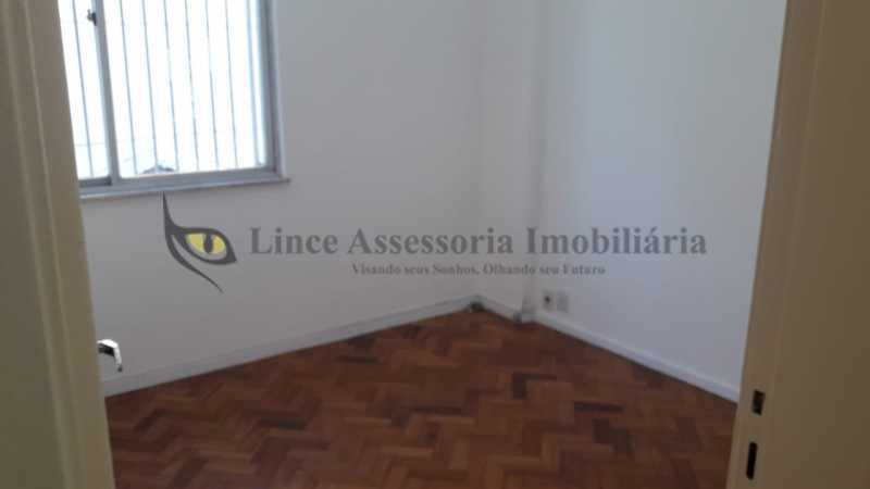 Apartamento à venda com 2 quartos, 84m² - Foto 15