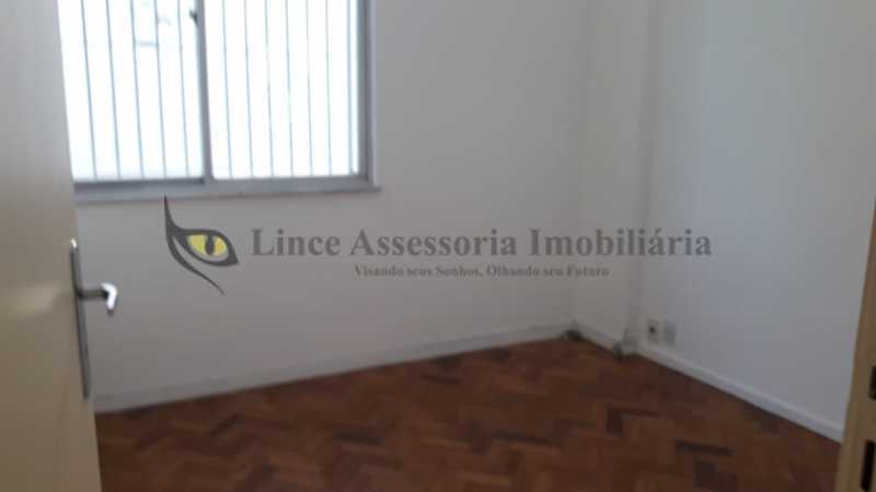 Apartamento à venda com 2 quartos, 84m² - Foto 13