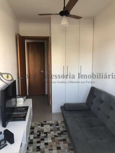 Apartamento à venda com 3 quartos, 83m² - Foto 13