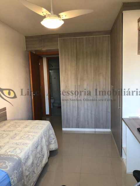 Apartamento à venda com 3 quartos, 83m² - Foto 17