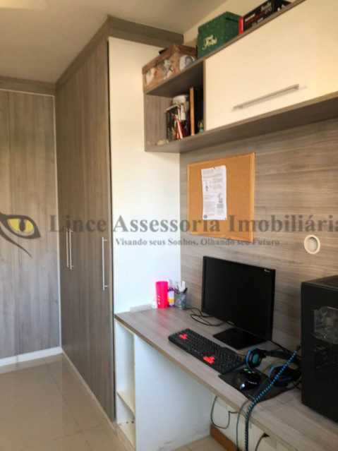 Apartamento à venda com 3 quartos, 83m² - Foto 18