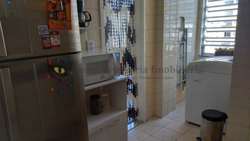 Apartamento à venda com 1 quarto, 38m² - Foto 15