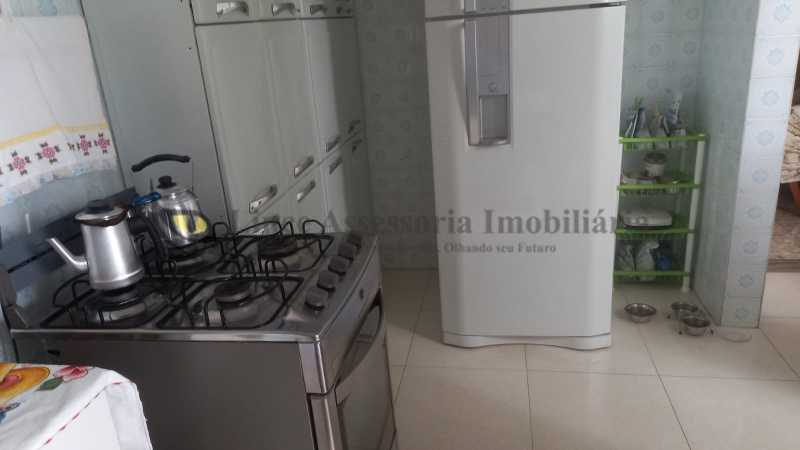 Apartamento à venda com 1 quarto, 49m² - Foto 16