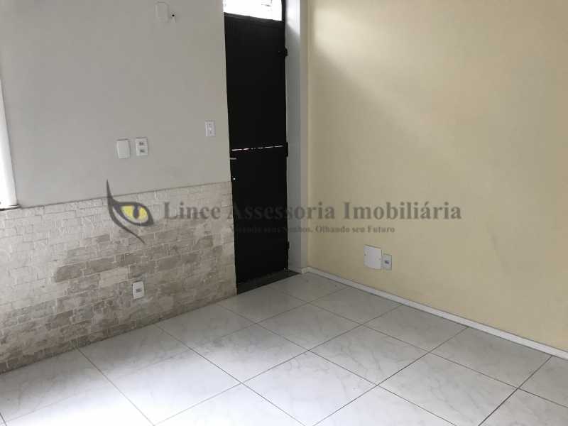 Apartamento à venda com 1 quarto, 50m² - Foto 3