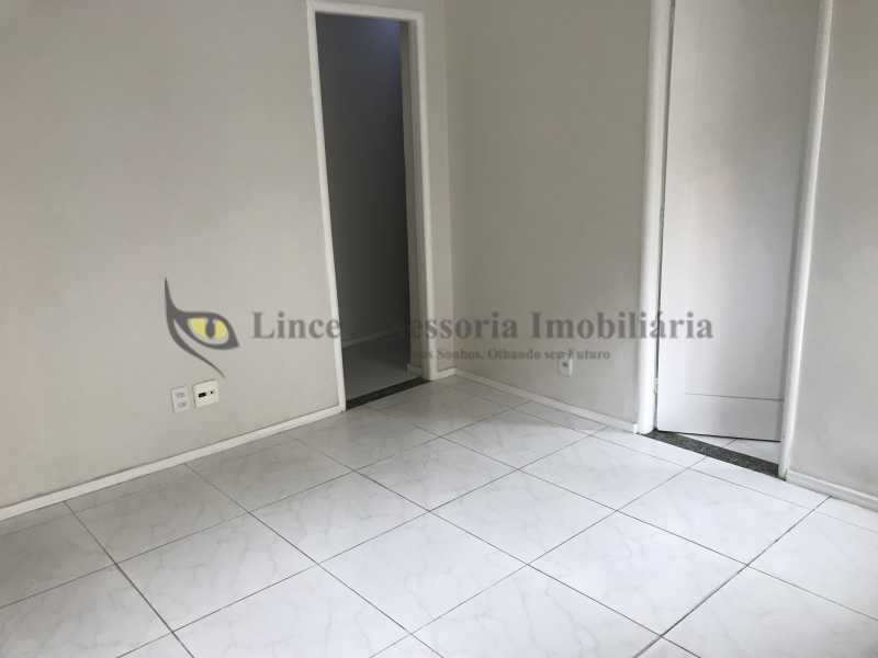 Apartamento à venda com 1 quarto, 50m² - Foto 4