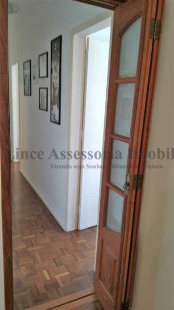 Apartamento à venda com 3 quartos, 109m² - Foto 8