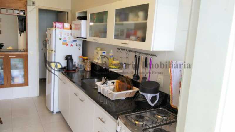 Apartamento à venda com 3 quartos, 109m² - Foto 12