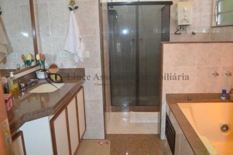 Apartamento à venda com 4 quartos, 167m² - Foto 11