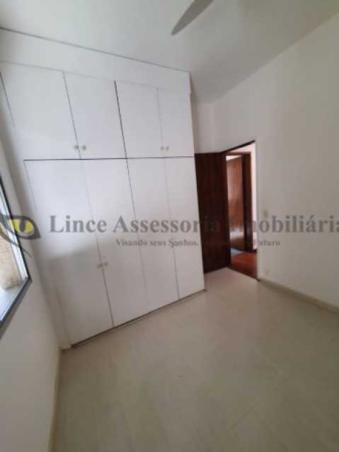 Apartamento à venda com 2 quartos, 72m² - Foto 6