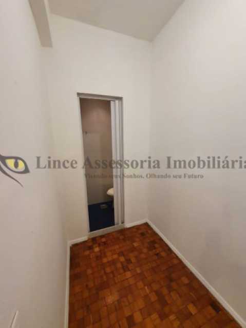 Apartamento à venda com 2 quartos, 72m² - Foto 13