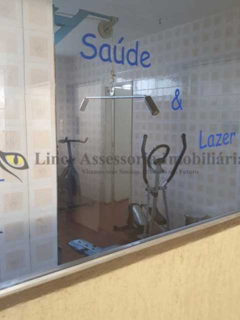 Apartamento à venda com 2 quartos, 72m² - Foto 17