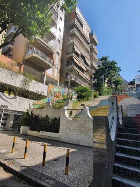 Apartamento à venda com 2 quartos, 72m² - Foto 21