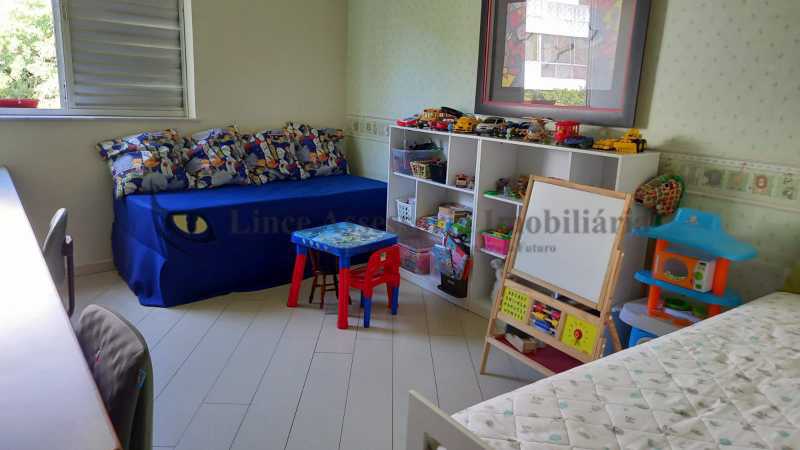 Apartamento à venda com 4 quartos, 170m² - Foto 14