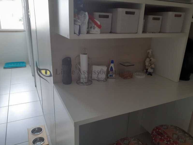 Apartamento à venda com 3 quartos, 86m² - Foto 25