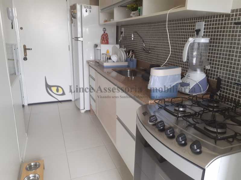 Apartamento à venda com 3 quartos, 86m² - Foto 24