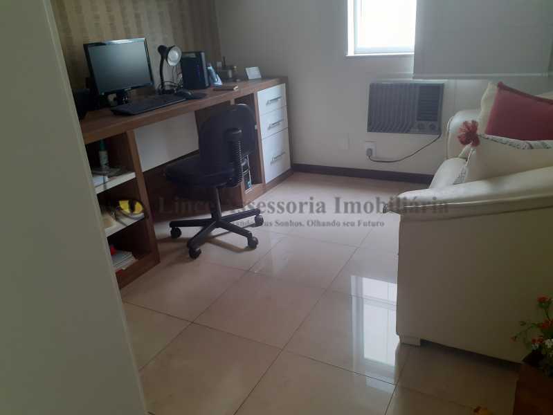 Apartamento à venda com 3 quartos, 86m² - Foto 9